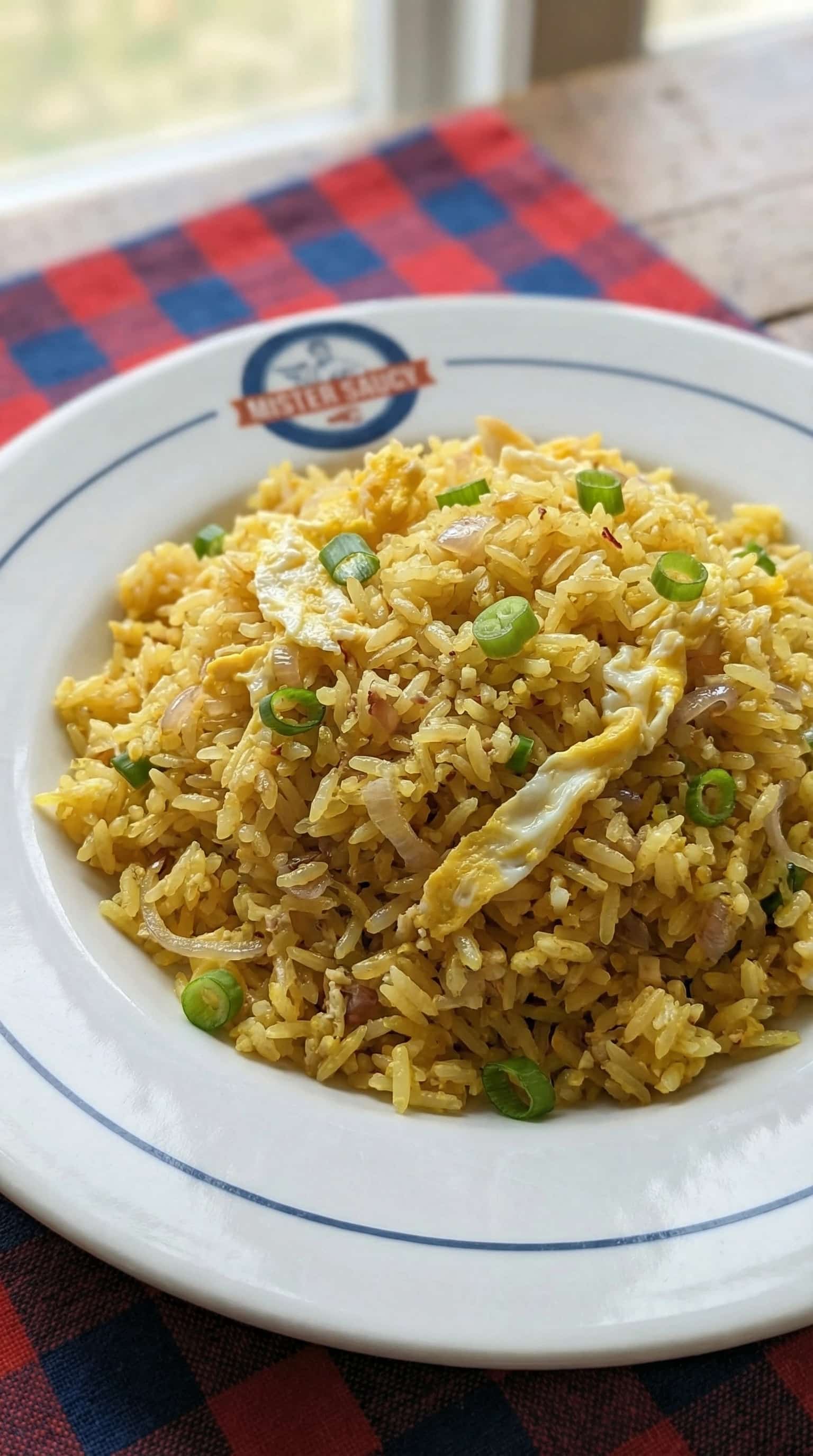 Recipe image: Riz Frit Aromatique au Safran et Gingembre Doré