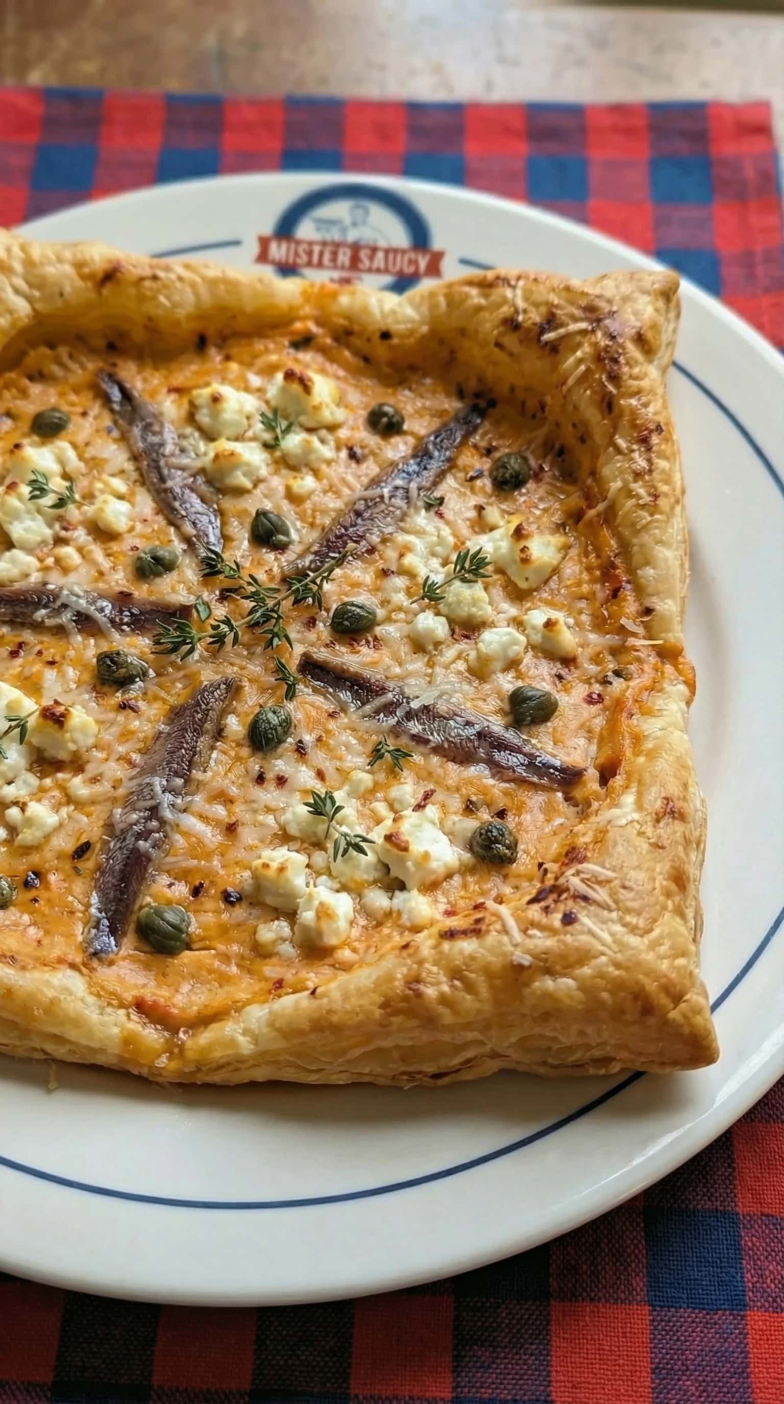 Recipe image: Tarte feuilletée belge au chèvre et aux anchois