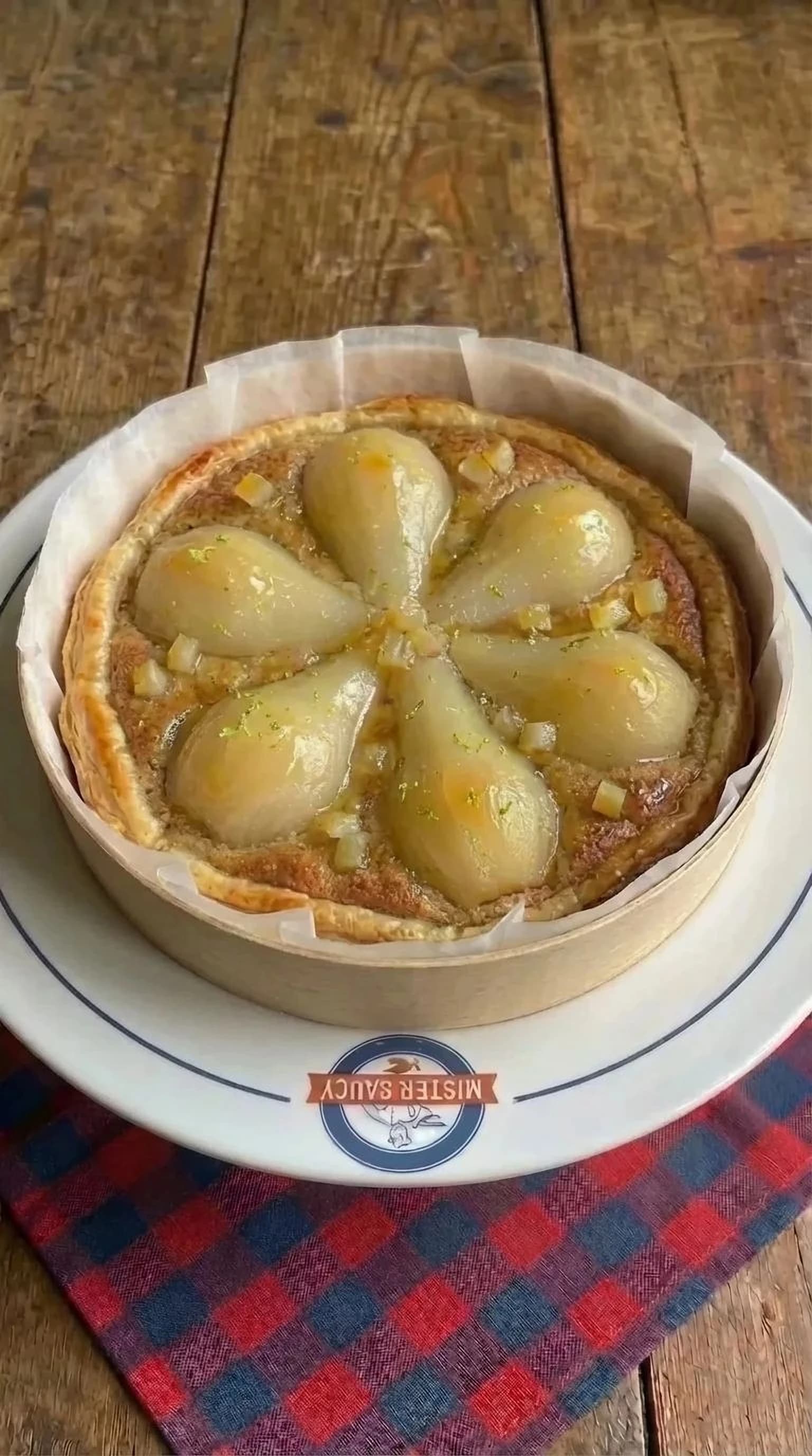 Ginger-Infused Pear Bourdaloue on Flaky Puff Pastry