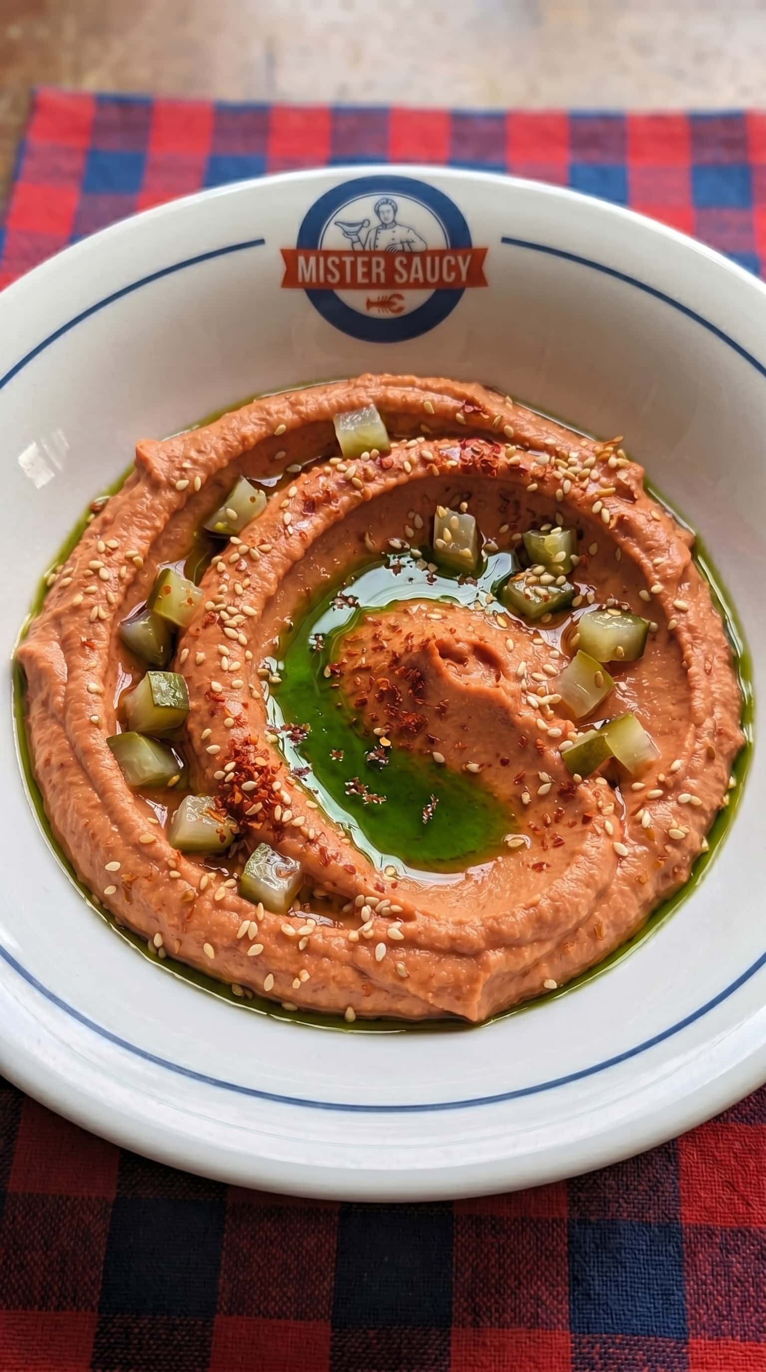 Recipe image: Houmous au Gochujang avec Courgette Marinée et Huile d'Ail des Ours