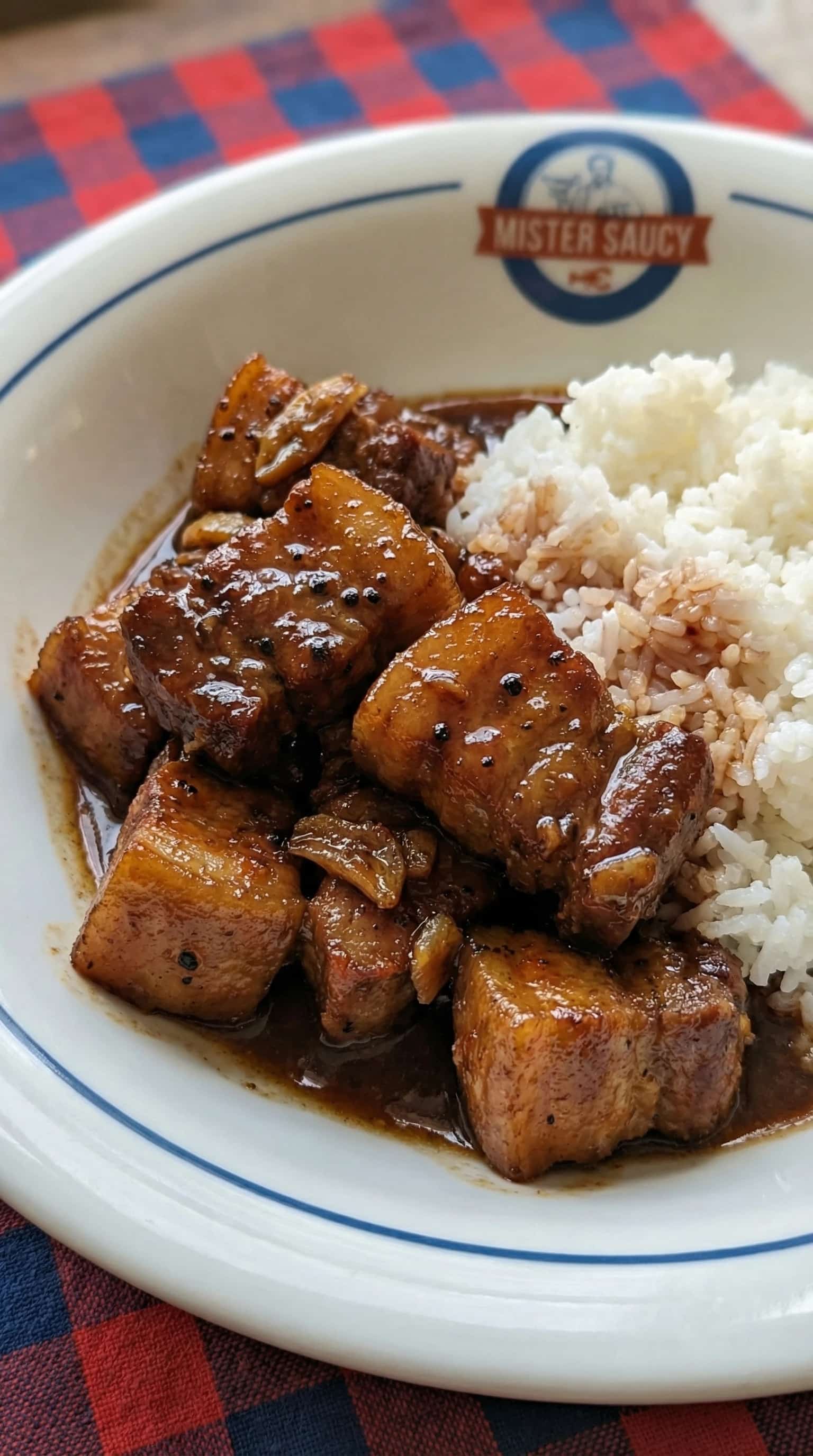 Recipe image: Adobo de Porc Infusé au Vin Rouge avec Beurre Monté