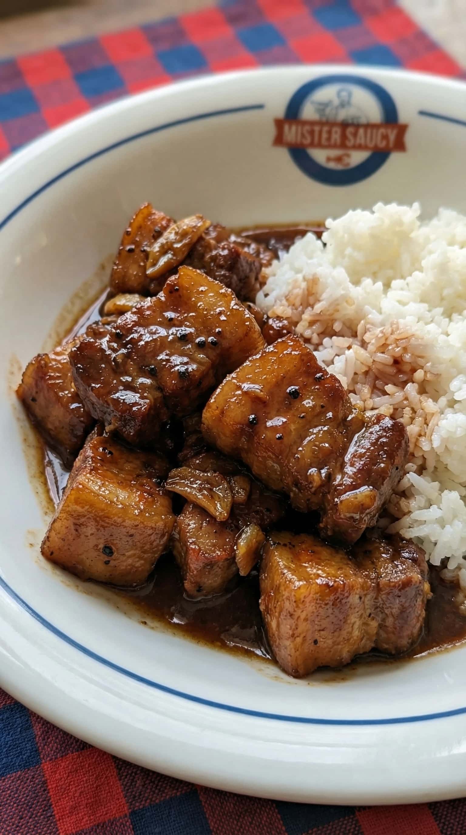 Recipe image: Adobo de Porc Infusé au Vin Rouge avec Beurre Monté